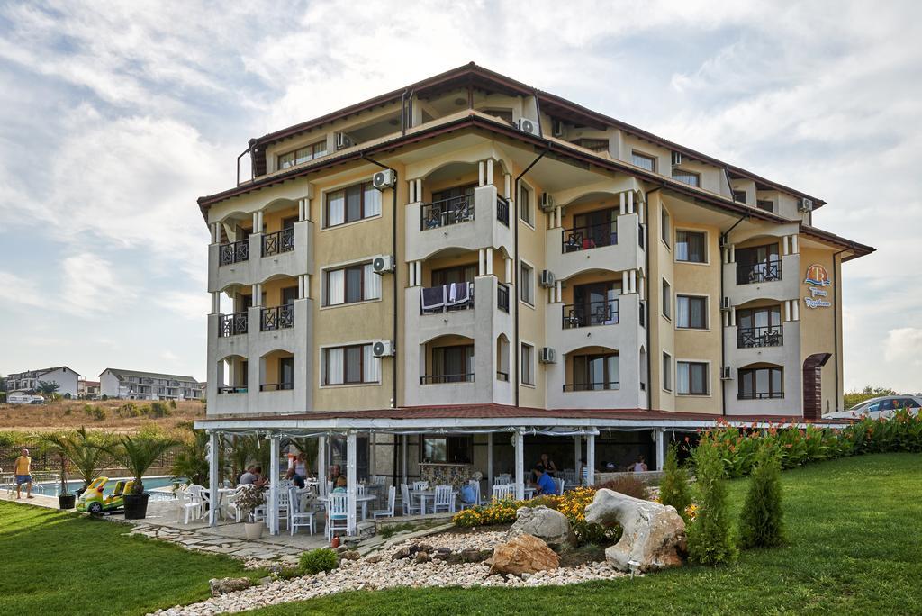 Toma'S Residence - Front Beach Carevo Exteriér fotografie