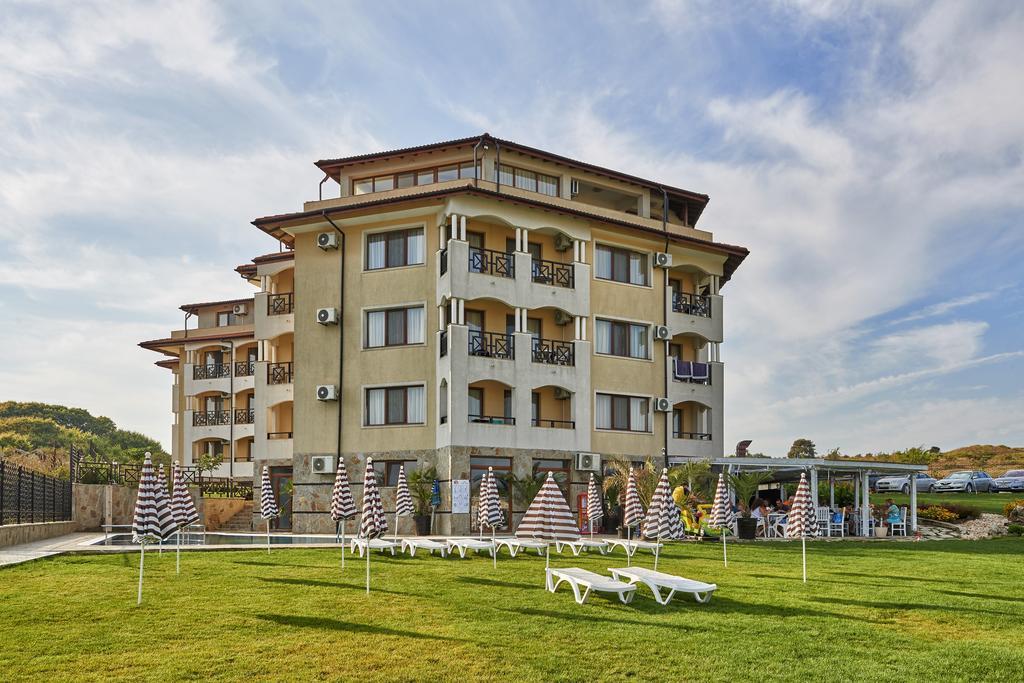 Toma'S Residence - Front Beach Carevo Exteriér fotografie